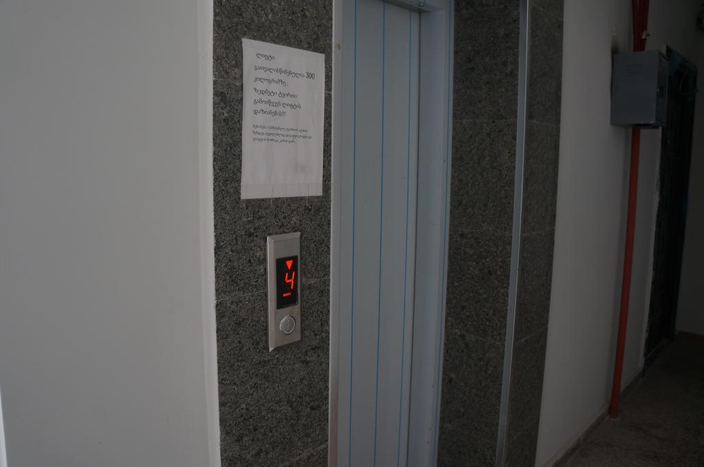 Apartment With Summer Terrace Batumi Pokój zdjęcie