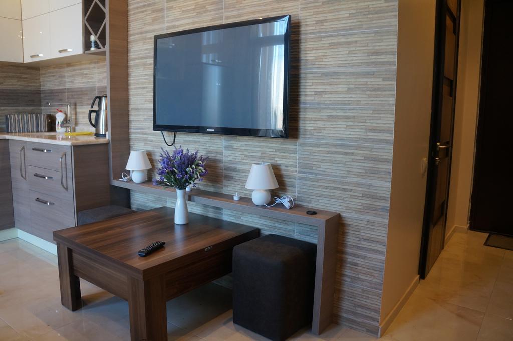 Apartment With Summer Terrace Batumi Pokój zdjęcie