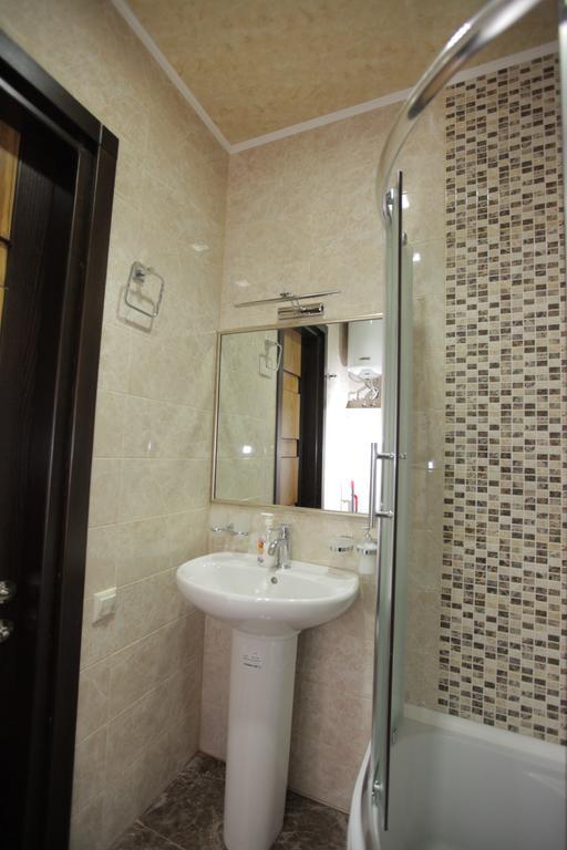 Apartment With Summer Terrace Batumi Pokój zdjęcie